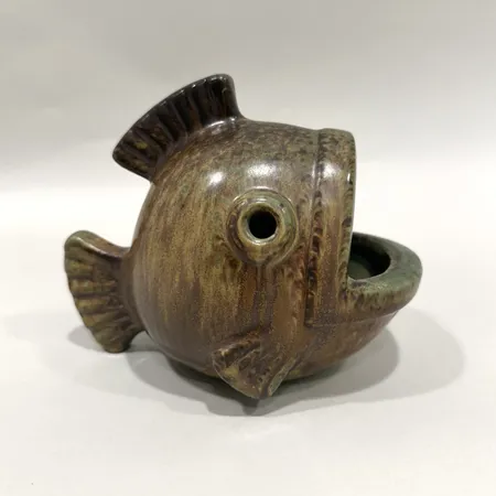 Figurin/Ljuslykta, Fisk, Gunnar Nylund för Rörstrand, höjd 11cm, stengods