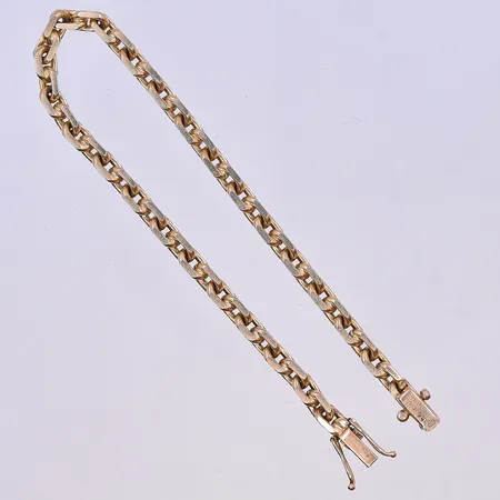 Armband Ankar, längd 19 cm, bredd 5 mm, 18K. Vikt: 18,2 g