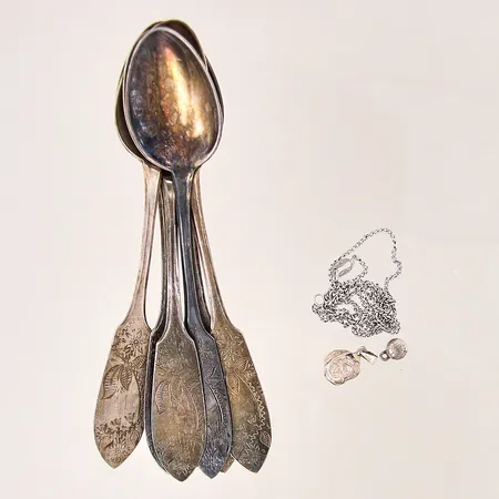 Diverse silverföremål, defekta, silver 830-925/1000 Vikt: 85,1 g