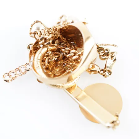 Diverse guld, 18k Vikt: 16,2 g