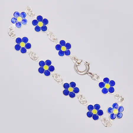 Armband med emalj längd ca 15cm, bredd ca 2-8m, 925/1000 silver Vikt: 4,3 g