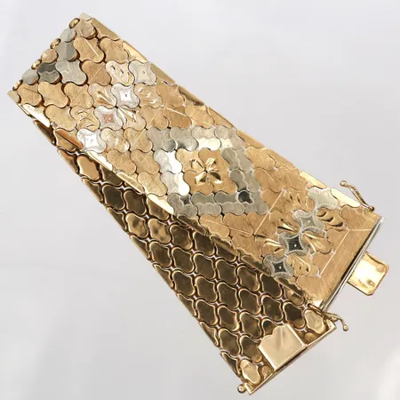 Armband med mönsterdekor, delvis matterat, längd 19½cm, bredd 26mm, 18K guld/roséguld/vitguld, vikt: 56,6gram Vikt: 56,6 g