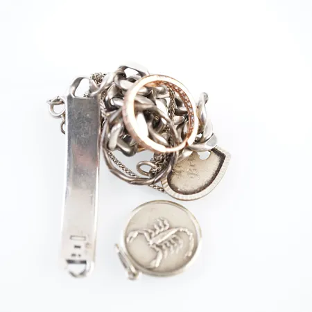 Diverse silversmycken Vikt: 25 g