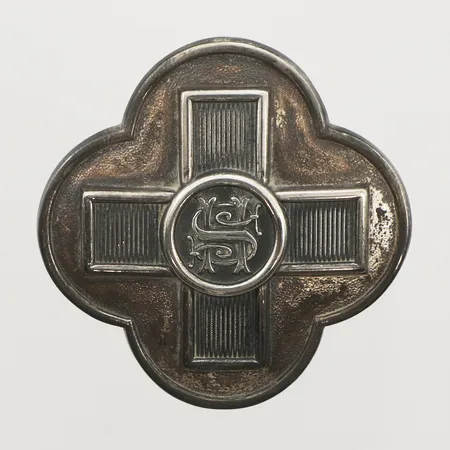 Brosch Sophiahemmets sjuksköterskeskola, bredd 39,5mm, Metallfabriks A/B C C Sporrong & Stockholm 1935, 830/1000 silver Vikt: 15,7 g