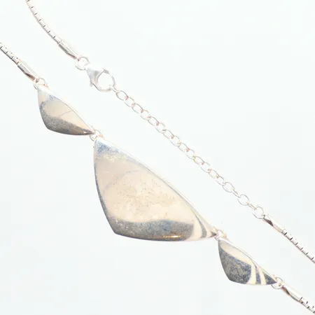 Collier Guldfynd silver 925/1000, förlängd 5cm med annan länk, total längd 48cm  Vikt: 17 g