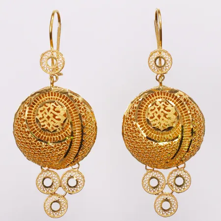 Ett par örhängen genombrutet mönster, 70x28mm, 21K  Vikt: 13,3 g