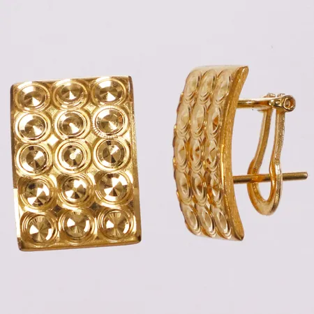 Ett par örhängen dekor, 18x13mm, clips med stift, 21K  Vikt: 4,7 g