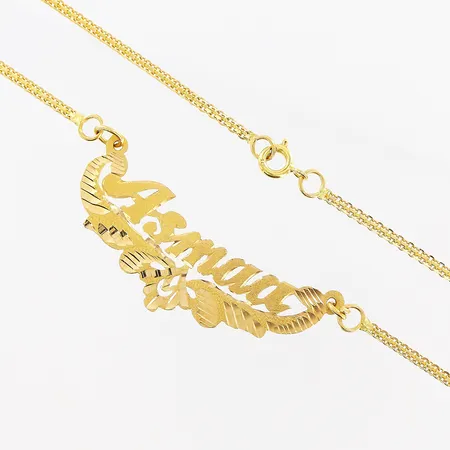 Collier Asmaa 41cm, bredd 2-16mm, skevheter på kedja, kedja i 21K, integrerat hänge i 14K.  Vikt: 7,7 g