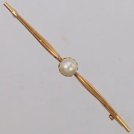 Brosch med pärla, 7,5cm, skev, låser ej, 18K Vikt: 2,9 g