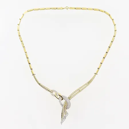 Collier, vita stenar, halvstelt, 47cm, bredd 3,5-45mm, ihålig, 18K.  Vikt: 14,7 g