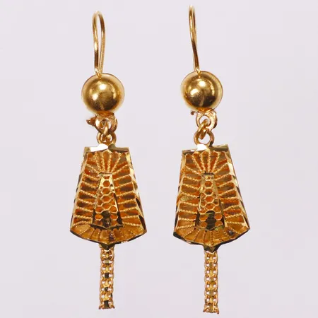 Ett par örhängen genombrutet mönster, 40x11mm, 21K  Vikt: 3 g