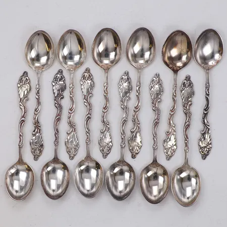 Tolv skedar, längd 10cm, 830/1000 silver Vikt: 129,5 g