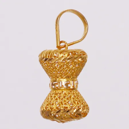 Hänge filigran, 26mm, 21K  Vikt: 1,9 g