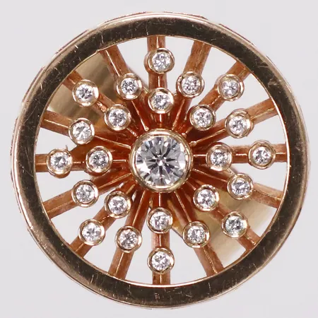 Ring diamanter 1 x ca0,23ct, 24 x ca0,015ct piqué, stl 17¼, bredd 6,3-22mm, 18K  Vikt: 15,6 g