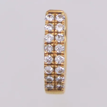 Ett udda örhänge med diamanter, 16x 0,01ct, 10mm, 18K Vikt: 1,5 g