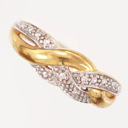 Ring med vita stenar samt vitguldsdetaljer, stl 18½, bredd: 2-7mm, 18K Vikt: 2,7 g