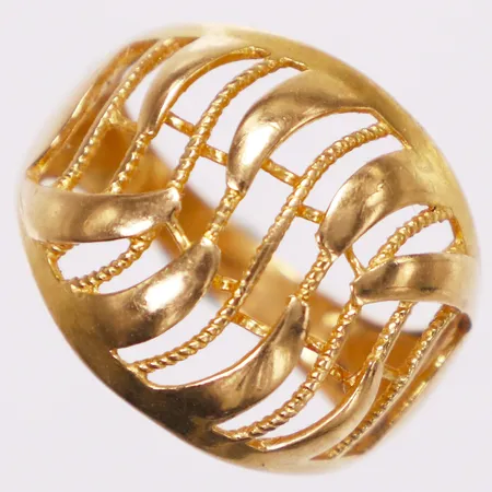 Ring genombrutet mönster, stl 17¾, bredd 4-18mm, 21K  Vikt: 6,4 g