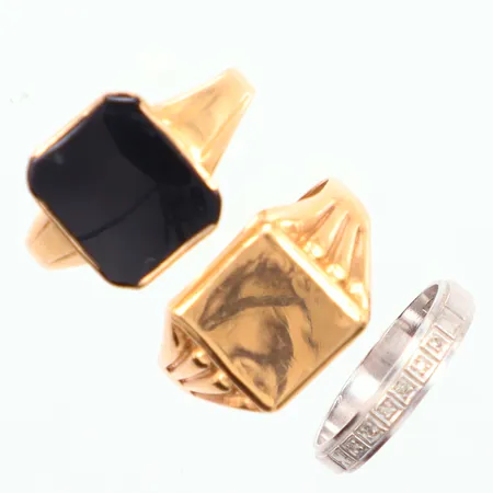 2 Klackringar varav en med sten defekta, 1 ring vitguld 18K   Vikt: 11,5 g