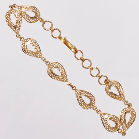 Armband genombrutet mönster, 17-18,5cm, bredd 8,6mm, 21K Vikt: 4 g