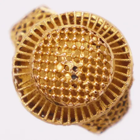 Ring genombrutet mönster, stl 17½, bredd 4,3-17mm, bucklig, 21K  Vikt: 3,5 g