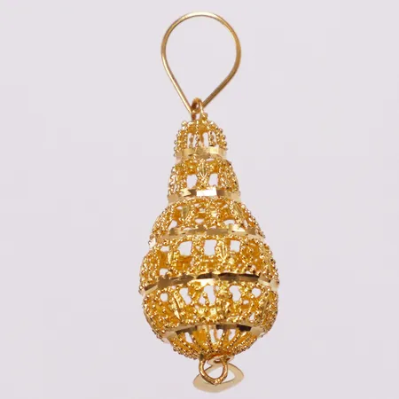 Hänge genombrutet mönster, 40mm, 21K  Vikt: 2,6 g