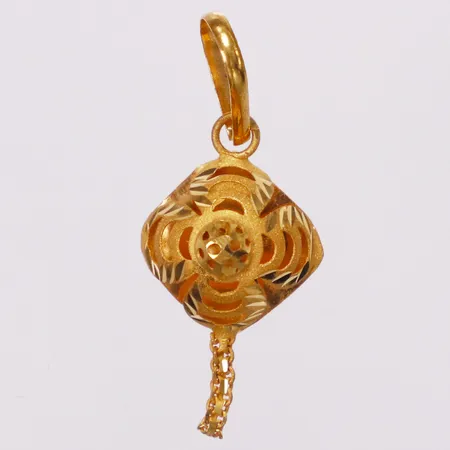 Hänge genombrutet mönster, 40mm, 21K  Vikt: 1,5 g