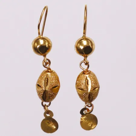 Ett par örhängen dekor, 35mm, 21K  Vikt: 2,3 g