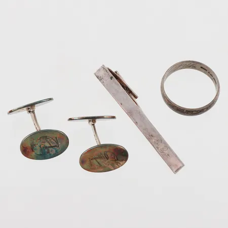 Diverse silversmycken. Vikt: 20 g