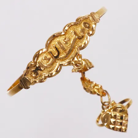 Barnarmring hängdel med ring, ca 40x43mm, reglerbar storlek, skev, 21K  Vikt: 5,2 g