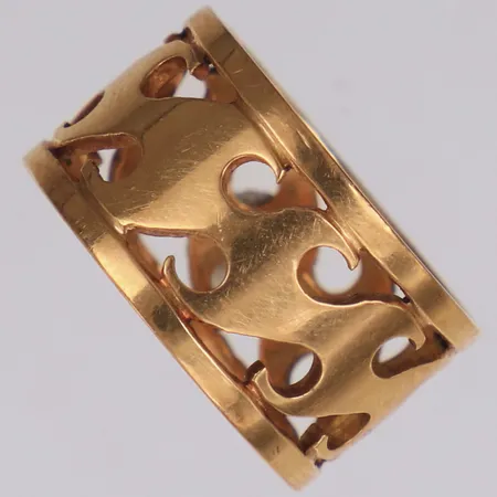 Ring, stl 15¾, bredd 10,1mm, 18K Vikt: 4,7 g