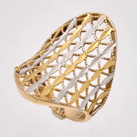 Ring i 18K guld/vitguld, stl 16½, bredd 2,8-28,5mm, vikt 3,71g.