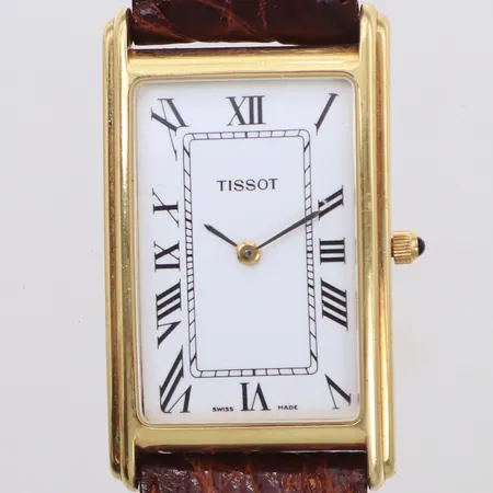 Herrur Tissot 35x20mm, 14K, quartz, läderband, spänne original, står stilla, batteribyte krävs. Bruttovikt: 22,6g