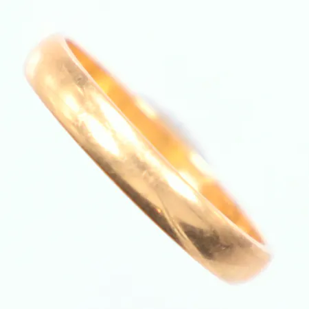 Ring slät Ø17¾, gravyr, 18K Vikt: 2,6 g