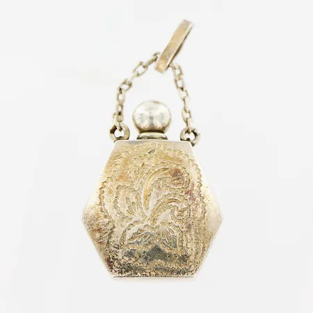 Hänge 34x16mm, flaska med propp ej öppningsbar, silver 830/1000. Vikt: 3,6 g