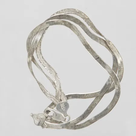 Tredelat armband, defekt, 20,3cm, GHA, silver 925/1000, 8,4g Vikt: 8,4 g