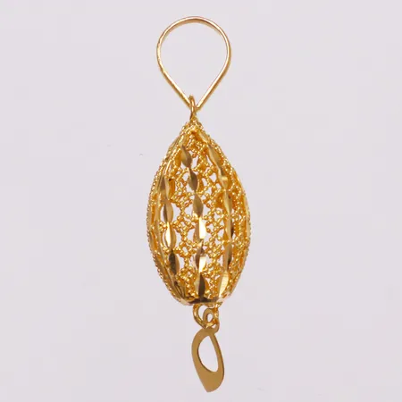 Hänge genombrutet mönster, 36mm, 21K  Vikt: 2,2 g