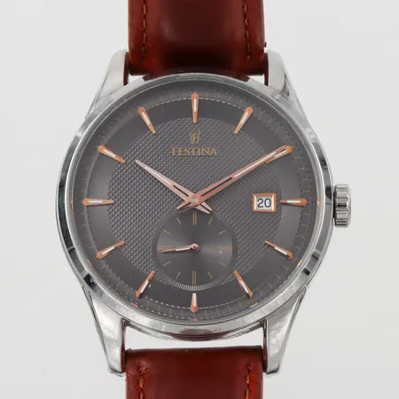 Herrur Festina Collection F 20277,fungerar,diameter 40.5 mm.