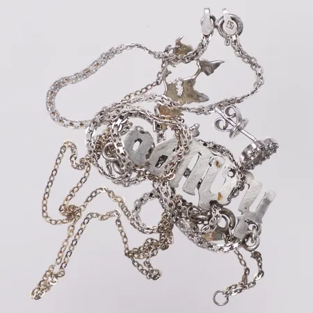 Diverse silver, namn, udda, trassligt, 925/1000 silver Vikt: 8,1 g