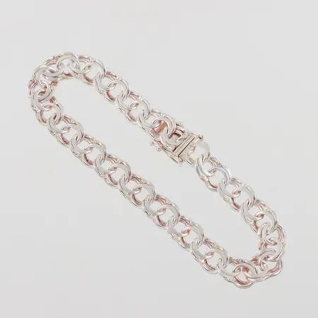 Armband Silver 925/1000 Bismarck Guldfynd AB,längd ca 20 cm,bredd 8.2 mm. Vikt: 17,7 g