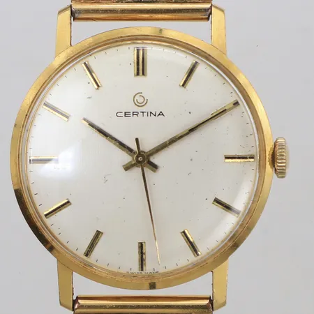 Herrur Certina Ø 34mm, 18K, manuell, gravyr, med armband ej guld, bruksslitage  Vikt: 0 g