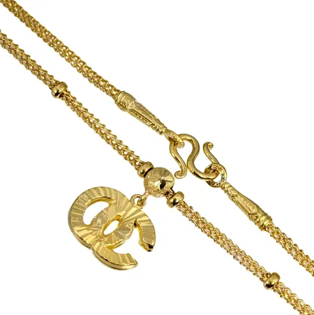 Collier, 23K guld (965/1000), modell med integrerat Hänge 18x24x3,5 mm, collierets längd 43,0 cm, bredd 2,5 mm, klotens diameter 4-6 mm, fint skick, 1 baht Vikt: 15,2 g