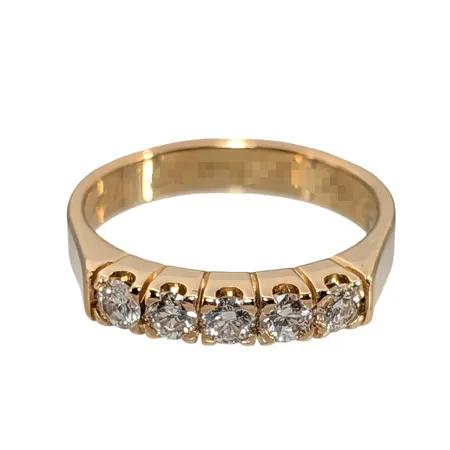 Diamantring, 18K guld, Diamanter 5 x 0,10ct - totalt 0,50ct, stämplat på skenans insida, Schalins Ringar AB, svensk kontrollstämpel, Ø17½ mm, bredd 3,5 mm, fint skick, borttag av gravyr ingår Vikt: 5 g