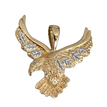 Hänge Örn, 18K guld, dekor i vitguld, Diamant 0,003ct, Guldfynd (GHA), längd inkl. ögla 20 mm, bredd 23 mm, fint skick Vikt: 2,9 g