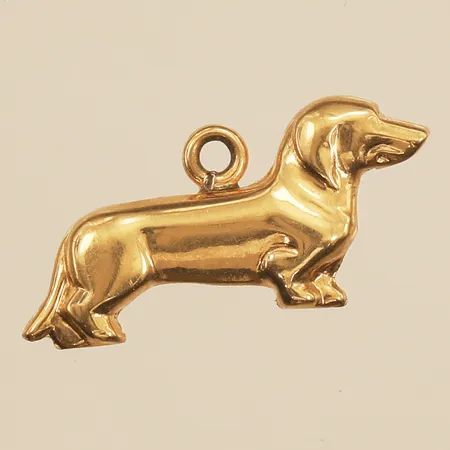 Hänge Tax, längd 8,9mm, bredd 18,5mm, saknar ögla, 18K  Vikt: 0,5 g