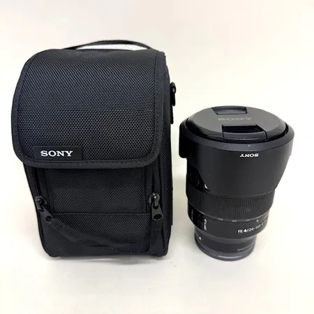 Objektiv Sony, FE 4/24-105 G OSS, modell: SEL24105G, Ø77mm, serienummer: 2138216, made in China, linsskydd, motljusskydd, väska Skickas med postpaket.