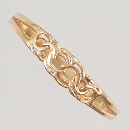 Ring Bismarck Ø19, bredd:4mm, något skev skena, 18K 1,0g.