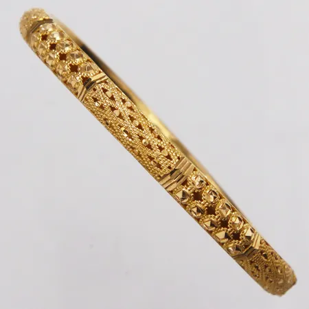 Armring genombrutet mönster, ca Ø60mm, bredd 6mm, 22K   Vikt: 14,2 g