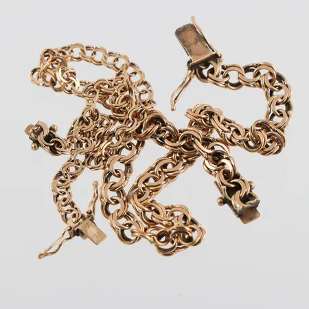 Trasigt guld 18k. Vikt: 14,3 g