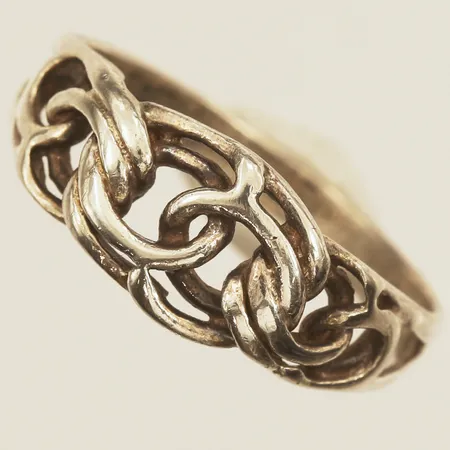  Ring Bismarck, stl 18¾, bredd 8,5mm, 925/1000 silver  Vikt: 2,7 g