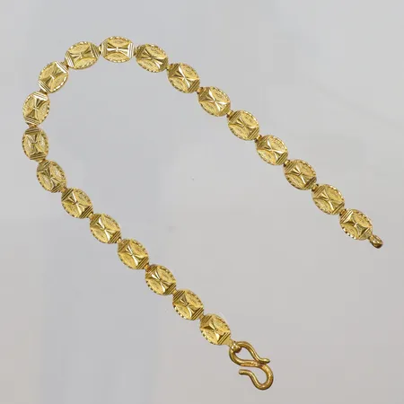 Armband mönstrat 19cm bredd 6mm 23K (96,5%)  Vikt: 16,2 g